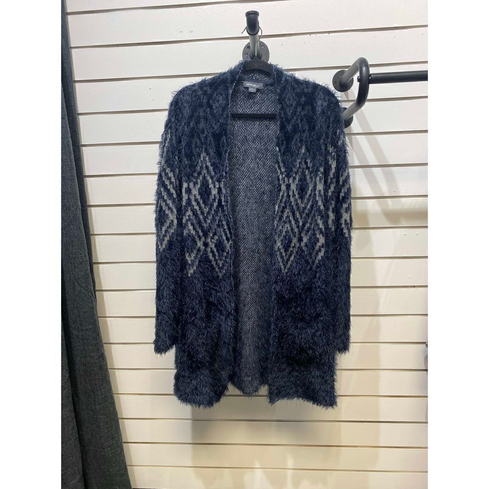 ⭐️ Eddie Bauer Geo Print Eyelash Sweater